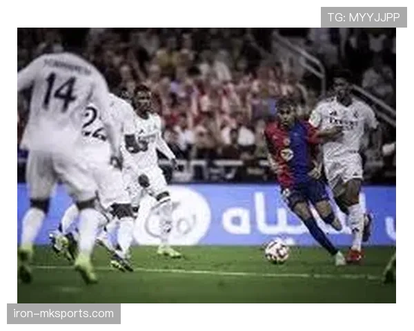 西甲巅峰对决:巴萨皇马再度交锋,状态火热引爆世纪之战! 西甲巅峰对决:巴萨皇马再度交锋,状态火热引爆世纪之战!